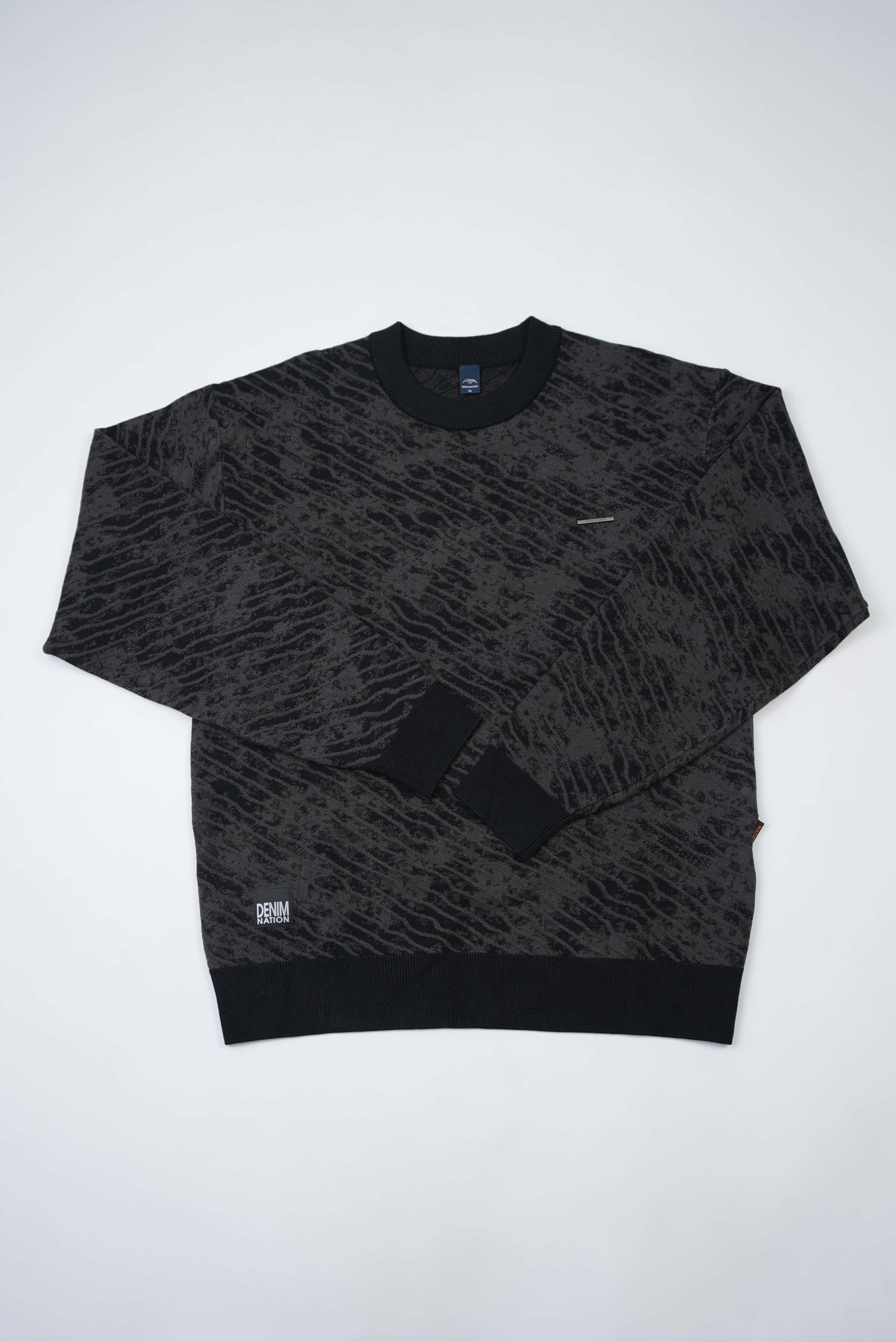 Slim Fit Lightweight Pullover Sweater